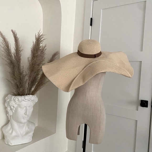ASOS oversized floppy hat - Picture 2 of 7